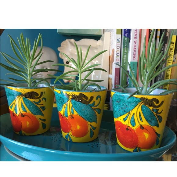 3 Mini Vintage Planter Pots Italy Majolica Painted Cherries Handmade Yellow Red - Picture 4 of 15